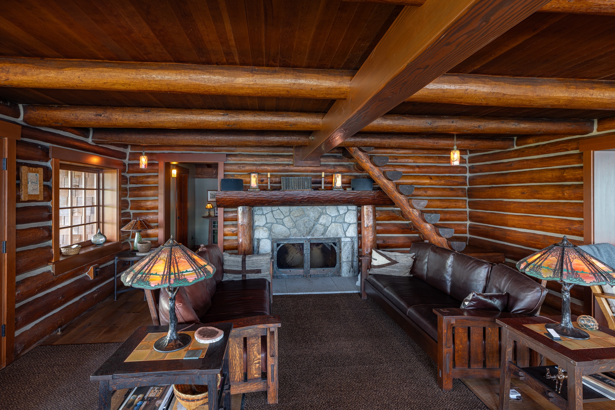 rustic living room log and timbers